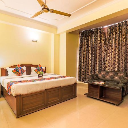 Fabhotel Kashish Residency Sector 26 Noida Buitenkant foto