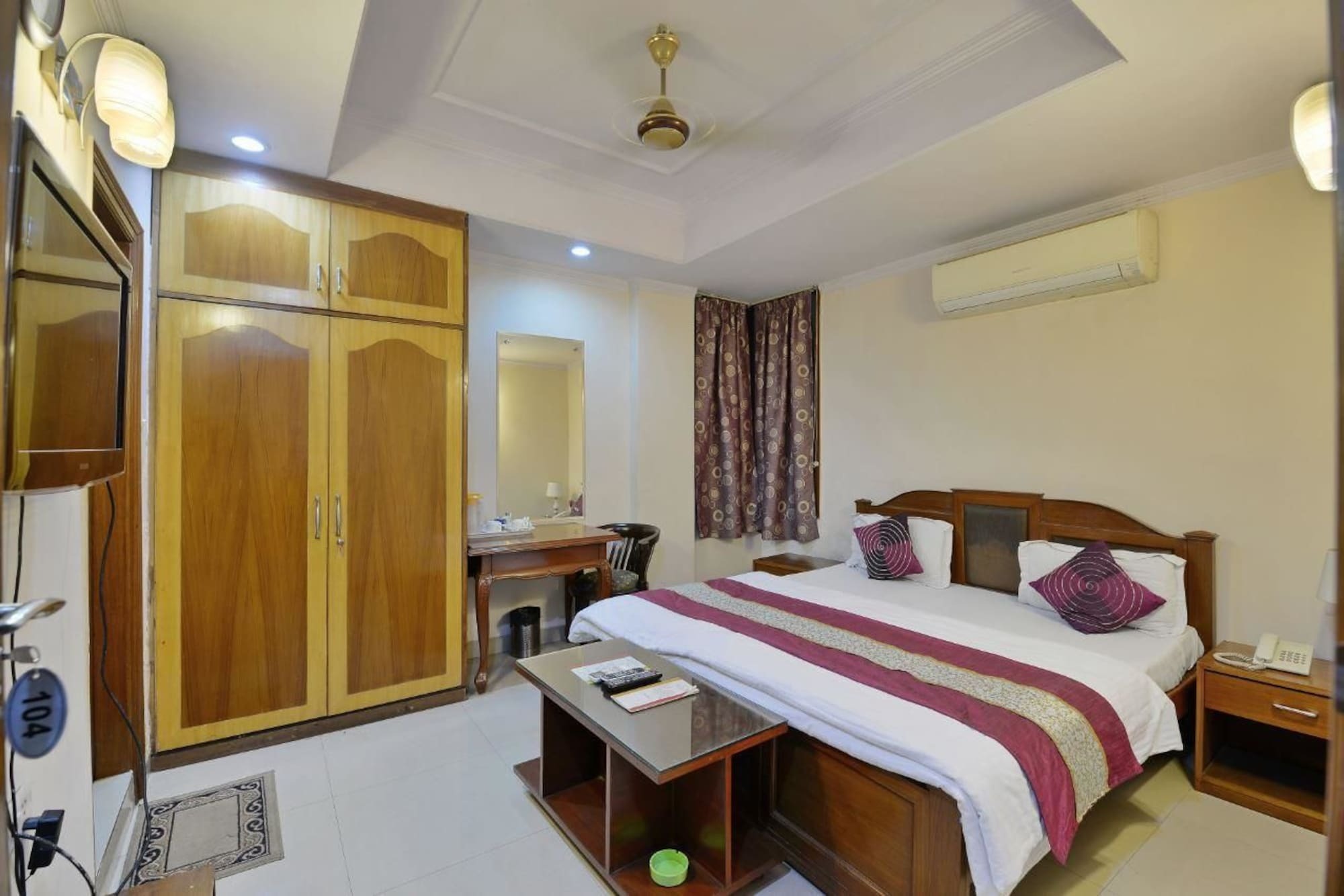 Fabhotel Kashish Residency Sector 26 Noida Buitenkant foto